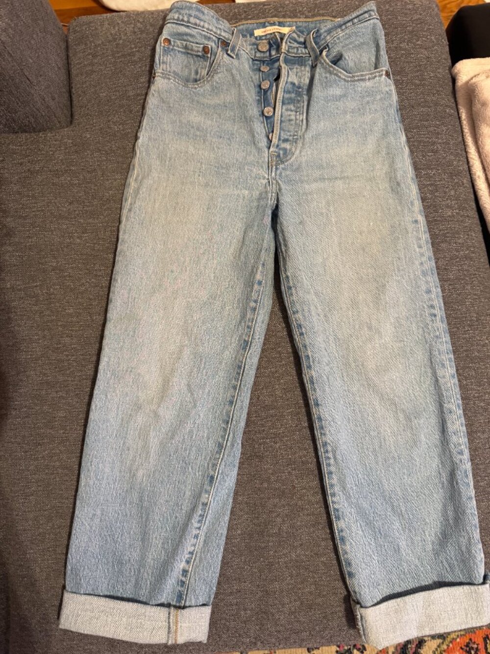 Light Wash Straight Leg Jeans - Classic Casual